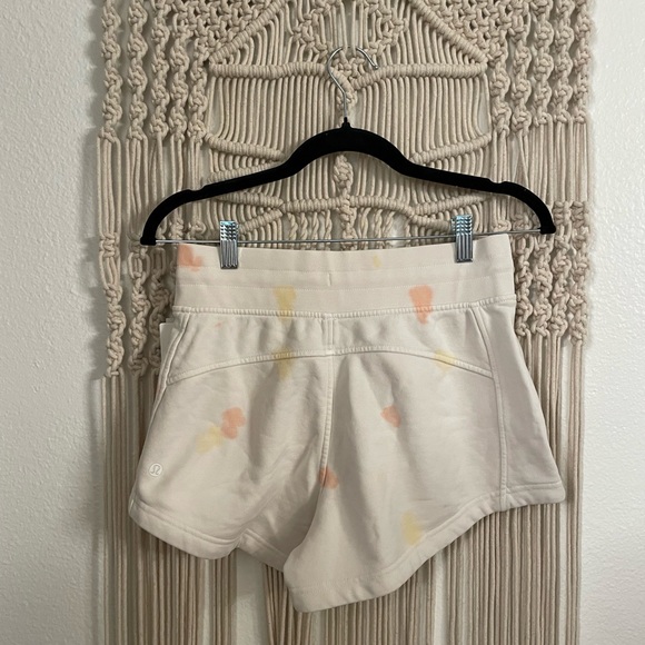 lululemon inner glow hr short 3" *wash - Picture 2 of 2